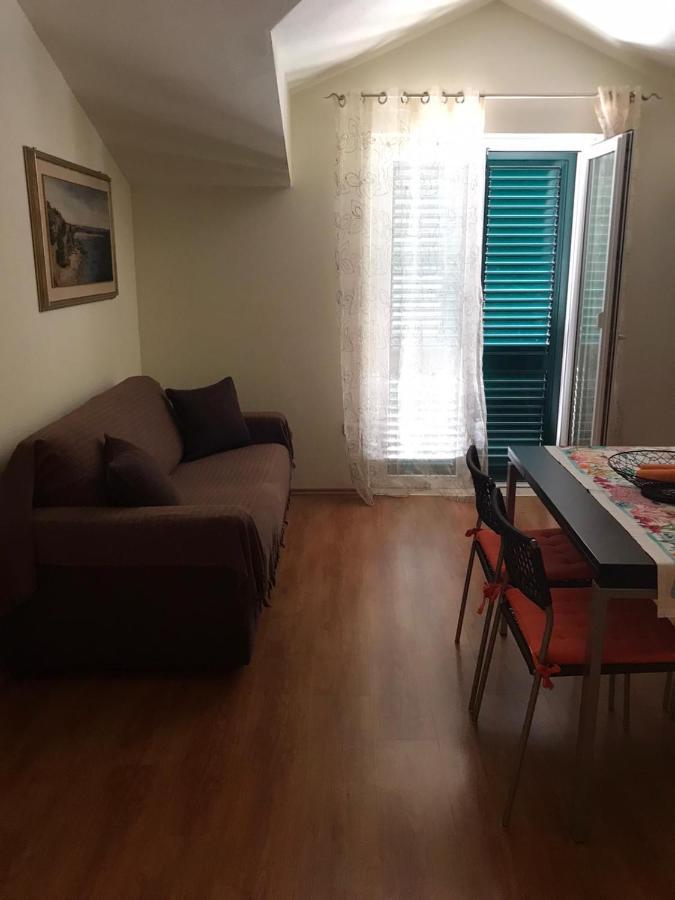 Apartmani Katarina Bol Exteriér fotografie
