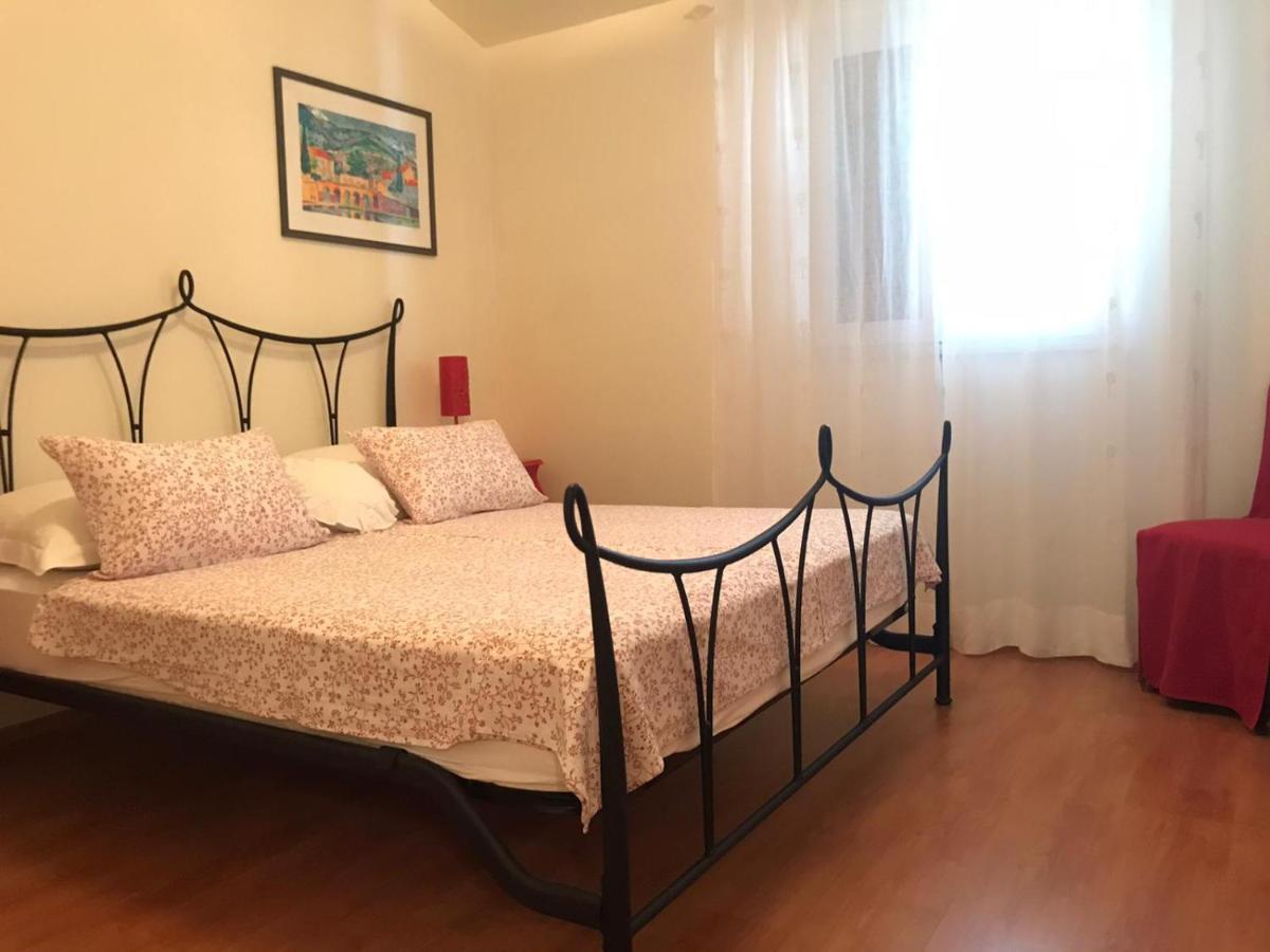 Apartmani Katarina Bol Exteriér fotografie