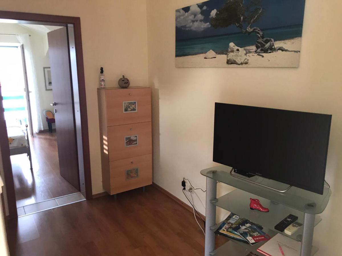 Apartmani Katarina Bol Exteriér fotografie
