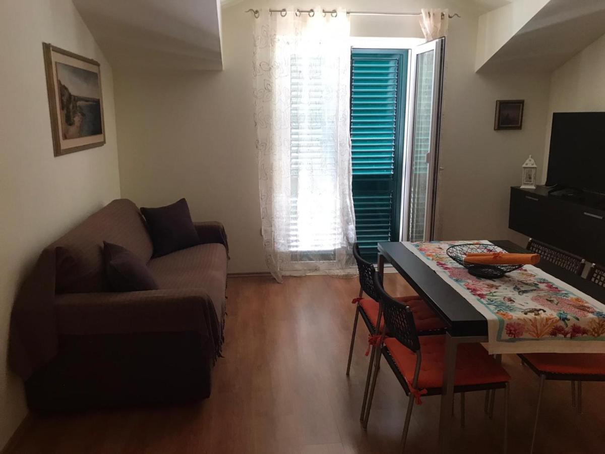 Apartmani Katarina Bol Exteriér fotografie