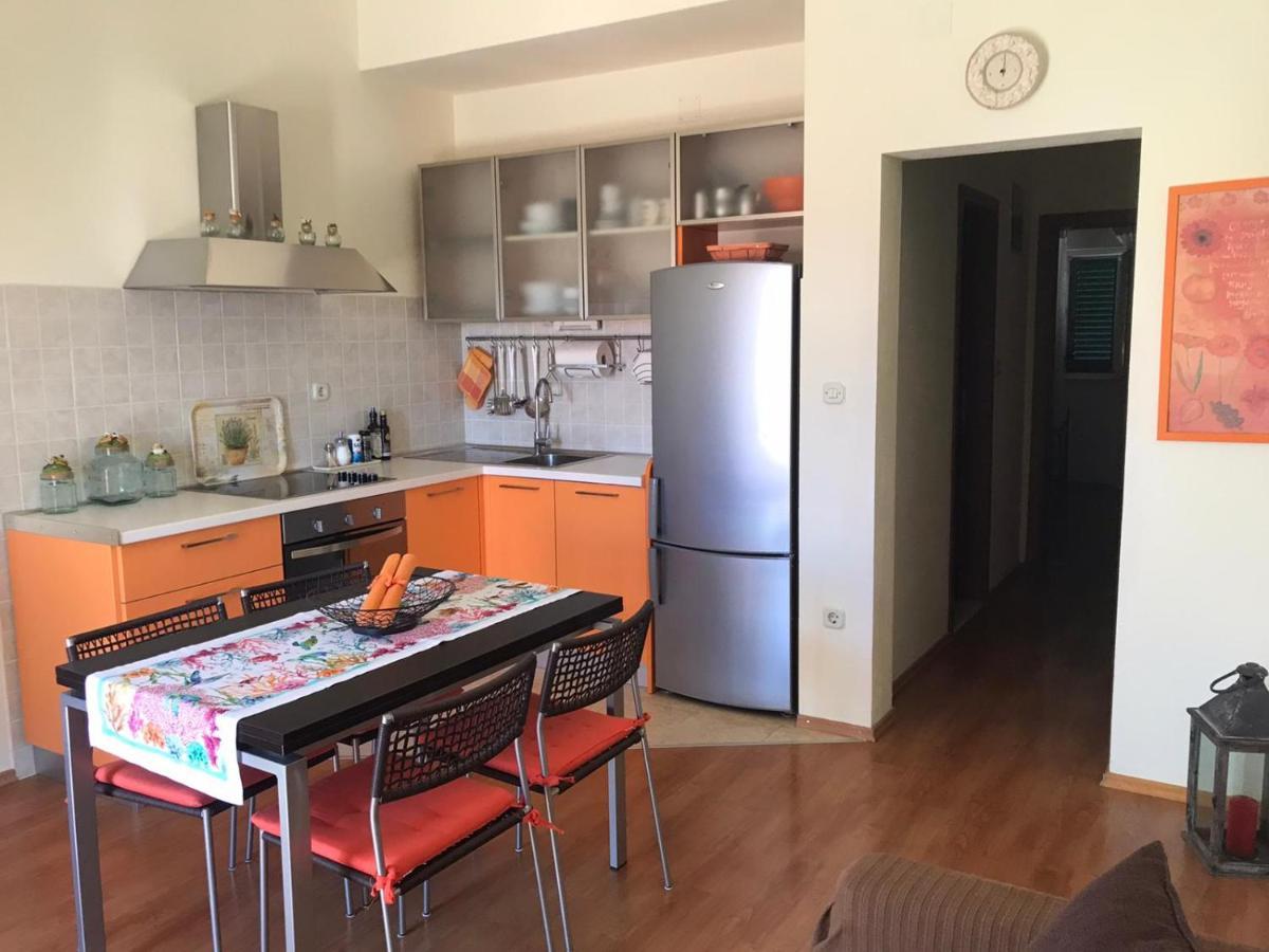 Apartmani Katarina Bol Exteriér fotografie