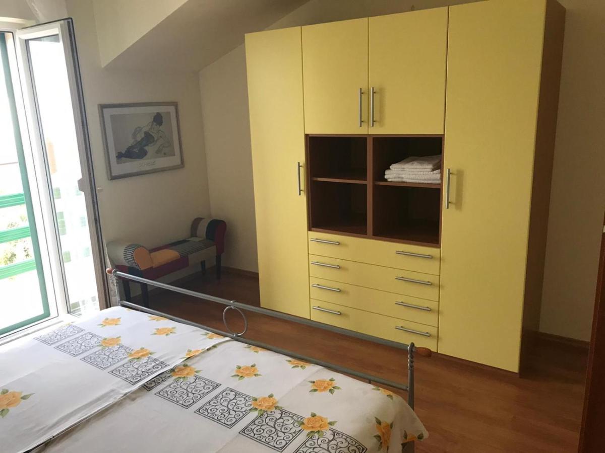 Apartmani Katarina Bol Exteriér fotografie