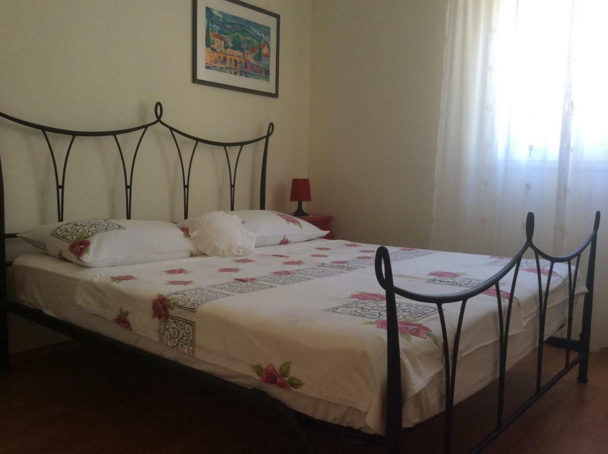 Apartmani Katarina Bol Exteriér fotografie