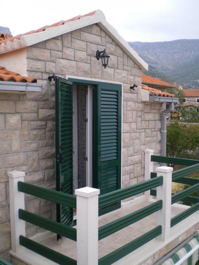 Apartmani Katarina Bol Exteriér fotografie