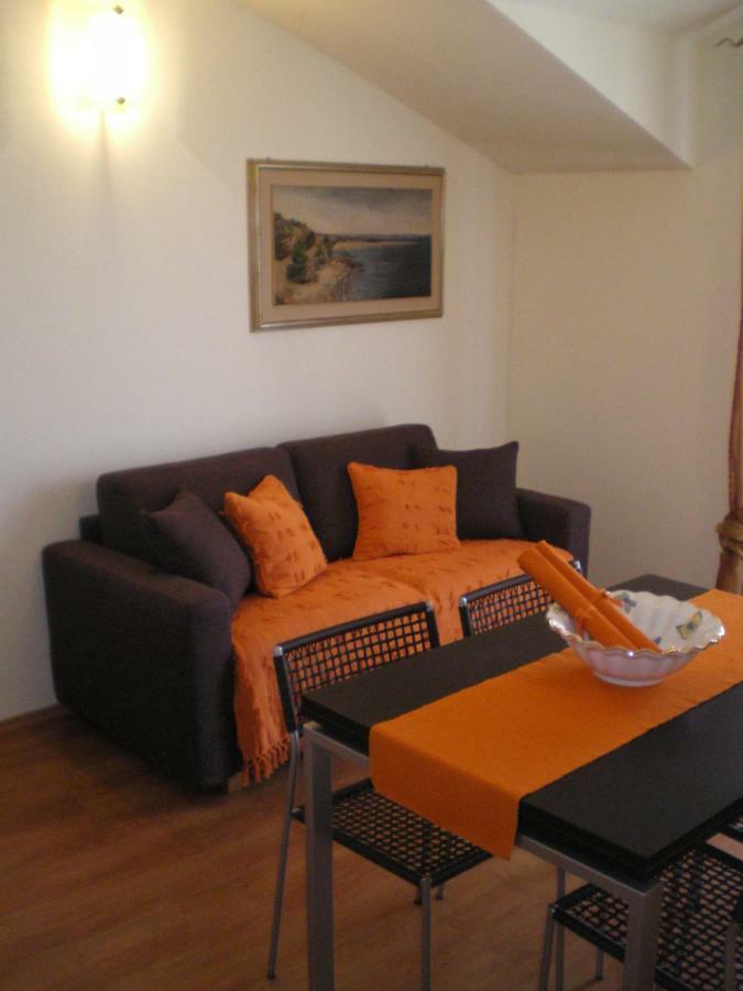 Apartmani Katarina Bol Exteriér fotografie